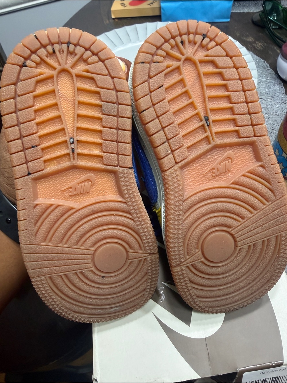 Nike Kids Yellow and Blue Low-Top Sneakers - Picture 8 of 8